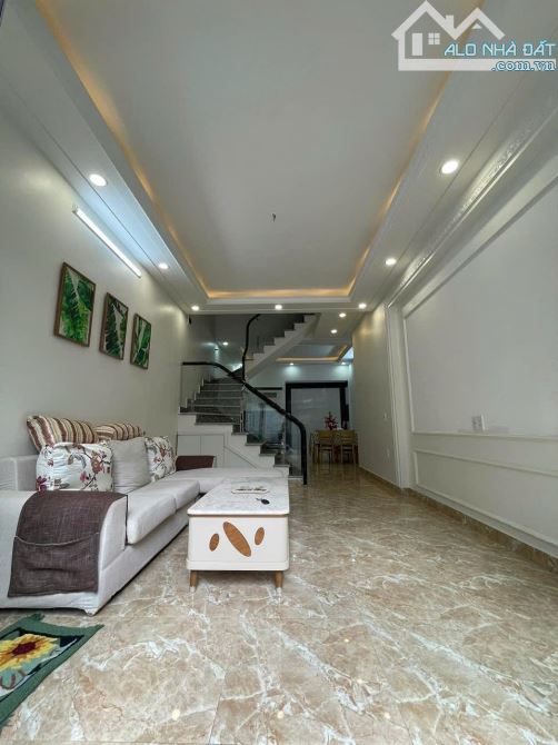 CHO THUÊ NHÀ khu vực Đông Khê , 56m2, 4 tâng, 4 ngủ chỉ 8,5 triệu