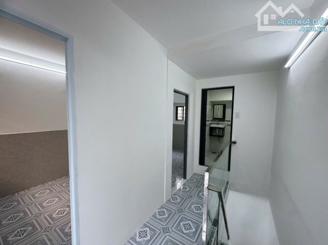 Bán nhà hẻm 24 Gò ô môi P Phú Thuận Quận 7. 16m2