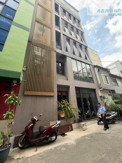 Duy nhất !!! Bán nhà HXH Hoàng Sa, Q1, DT: 8x4m, 5 tầng, giá 13,7 tỷ