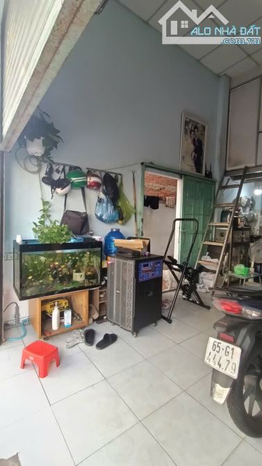 DÃY TRỌ 8 PHÒNG + 1 KI-OT – 149M² (4.9x31) – THU NHẬP 10TR/THÁNG-  3 ĐỒNG TL