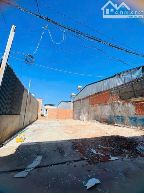 LÔ THỔ CƯ 10x20m YMOAN RẼ PHẢI, CÁCH NHÀ THUỐC NHƯ Ý 200m, 2Tỷ600