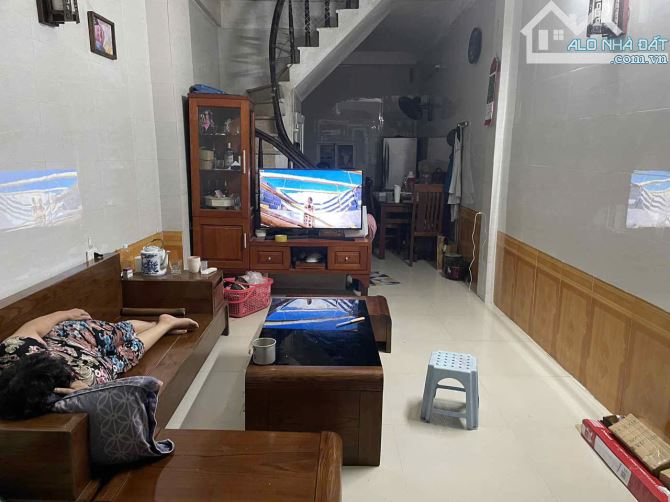 Cho thuê nhà NHÓM 8NG - CHDV Phú Mỹ, Mỹ Đình, Nam Từ Liêm 44m x 4T, 5P giá 14