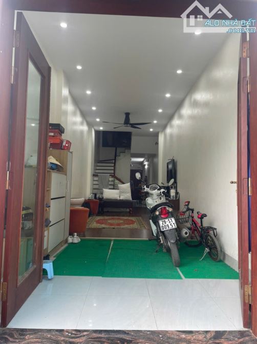 Mai Lâm, Đông Anh- Bán đất tặng nhà