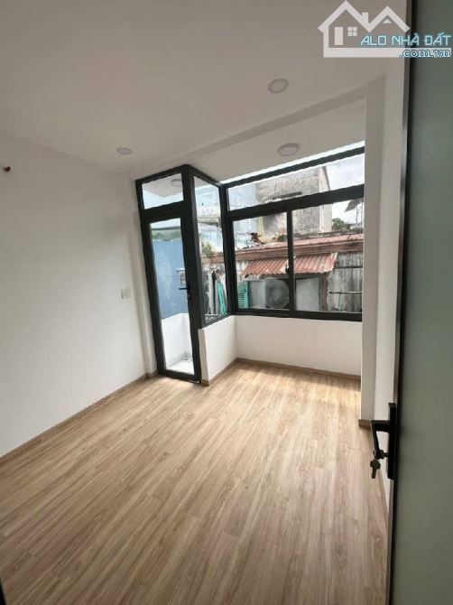 Bán nhà hẻm 1041 Trần Xuân Soạn P Tân Hưng Quận 7. 18m2