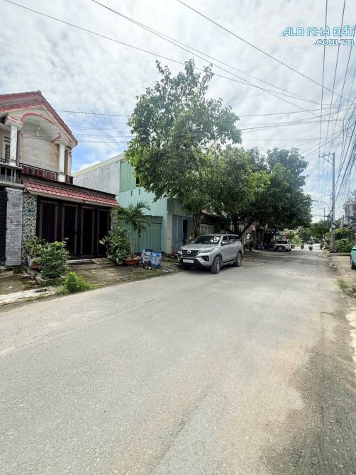 CG- Lô đất MT đường Trần Quốc Toản nối dài... Thuộc KTĐC Đông Hoà, TPHCM. 100M2 chỉ 4.3 TỶ