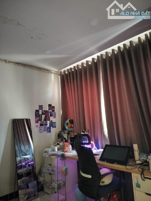 Bán nhà hẻm Nguyễn văn quỳ P Tân Thuận Đông Quận 7. 24m2