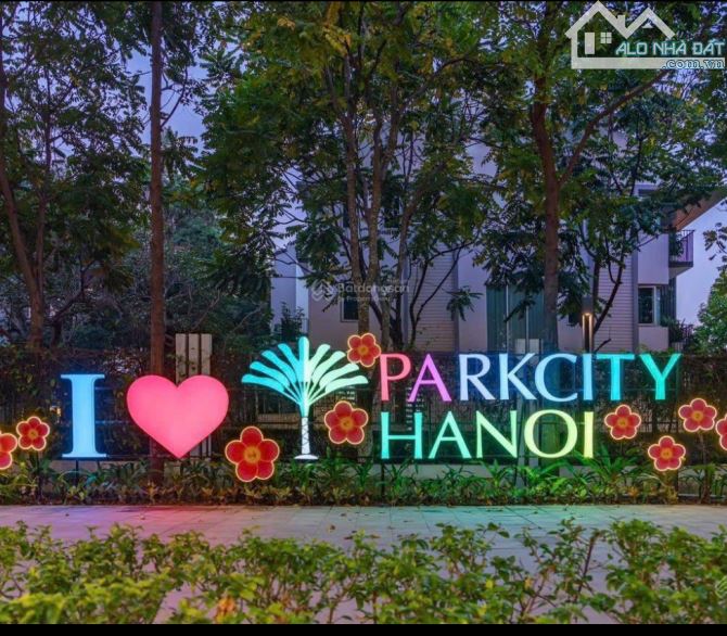 CẦN BÁN GẤP CĂN BIỆT THỰ LIỀN KỀ 120m PARK CITY