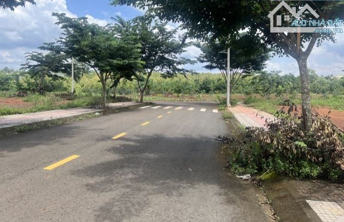Cần bán gấp lô đất ngay QL14, Bù Đăng diện tích 250m2, giá 1,4 tỷ, SHR, thổ cư
