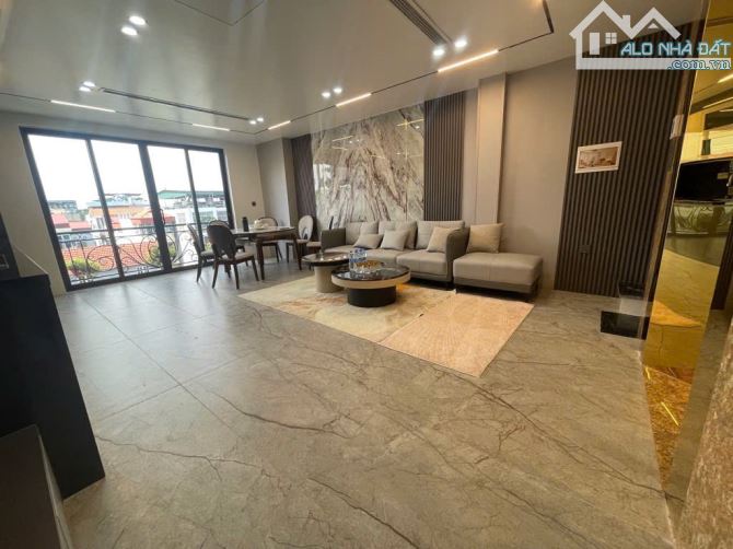 BÁN NHÀ MỚI KOONG LÕI BỒ ĐỀ 45M, 6T, MT 5M, THÔNG, FULL NỘI THẤT, GARA, THANG MÁY, NỞ HẬU.