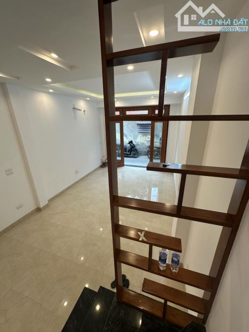 🏠 PHỐ ĐẠI TỪ, NHÀ XÂY MỚI, MẶT NGÕ RỘNG, THANG MÁY, THOÁNG 4 MẶT, VIEW HỒ LINH ĐÀM