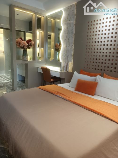 Phạm Văn Chiêu 80m 6 tầng, thang máy, HXT tránh, kinh doanh