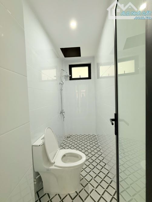 Nhà 2 Tầng Thiết Kế Hiện Đại - Cách Trần Phú Vài Trăm Mét