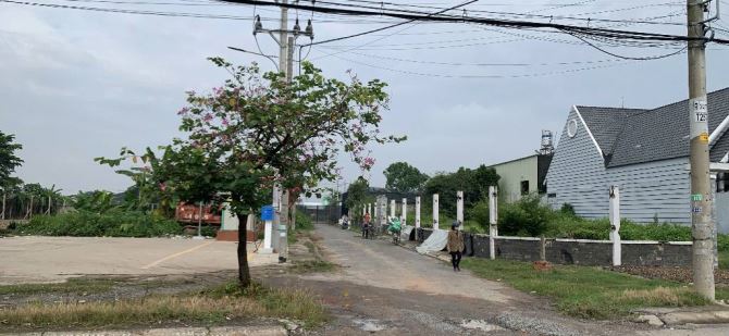 🔥 Lô Đất đẹp Xuân Thới Thượng 1 Hóc Môn.Đuong nhựa 8m.Dt:160m2 10m*16m full thổ-Chỉ 5,8Tỷ