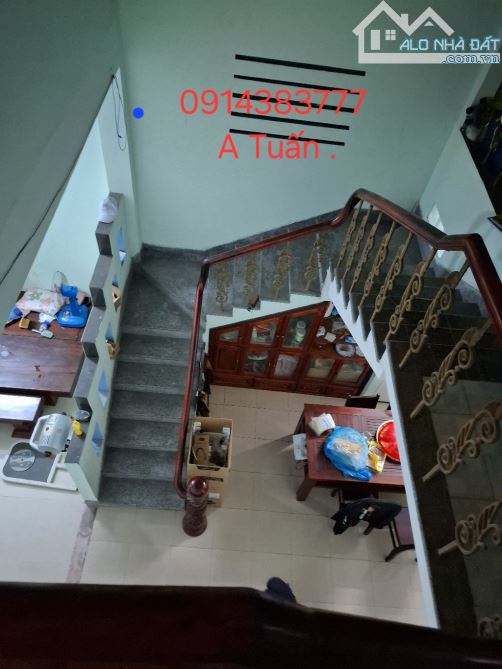 GẤP BÁN NHÀ 2 TẦNG KIÊN CỐ- NỘI THẤT GỖ LIM- MẶT TIỀN BÙI CHÁT, LIÊN CHIỂU.