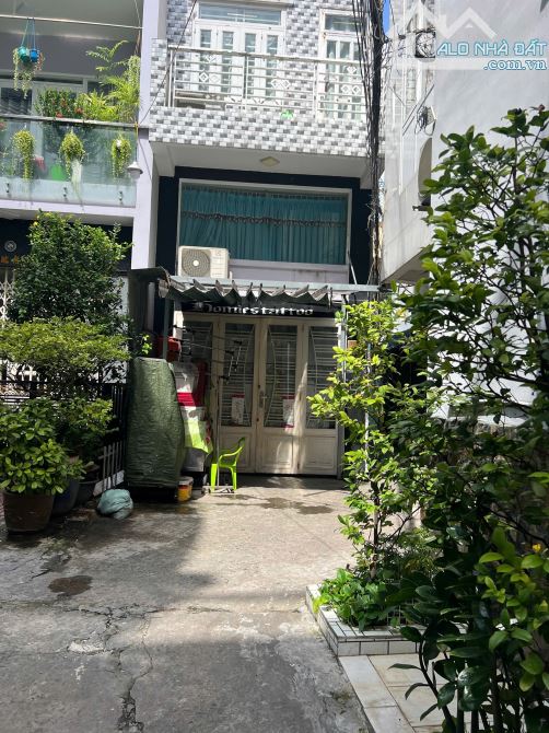 QUẬN 10 ĐƯỜNG ĐIỆN BIÊN PHỦ NHÀ 4 TẦNG BTCT, ĐỦ CÔNG NĂNG, ĐẸP Ở LUÔN. GIÁ CHỈ 6,7 tỷ.