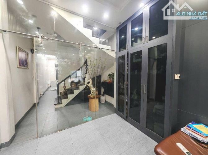 TRẦN CUNG CẦU GIẤY, NHÀ ĐẸP DÂN XÂY 5TẦNG 50M, MẶT PHỐ KINH DOANH, GIAO THÔNG TIỆN CÁC NGẢ