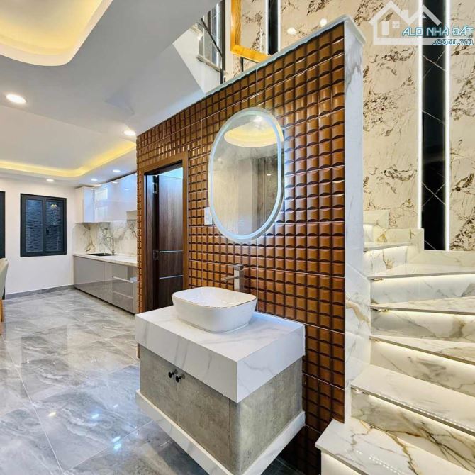 NHÀ ĐẸP 4 LẦU HXH PHẠM VĂN CHIÊU, P.14, GÒ VẤP, 4PN, DTSD 130M2, GIÁ 6,1 TỶ TL