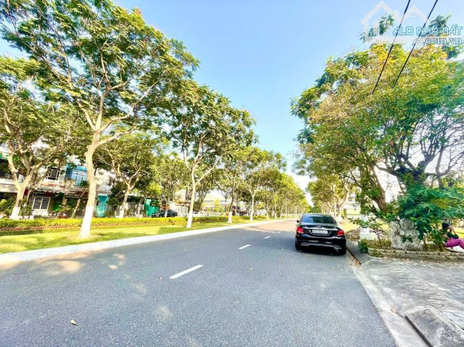 Chỉ 12 tỷ. Bán lô đất đường 30m An Dương Vương, gần Sông Hàn, khu Mỹ An