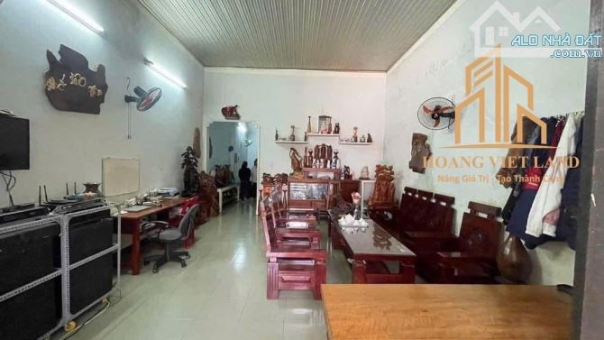BÁN NHÀ CẤP 4 MẶT TIỀN MẠC THỊ BƯỞI. DT: 4x22M. GIÁ: 4,5 TỶ