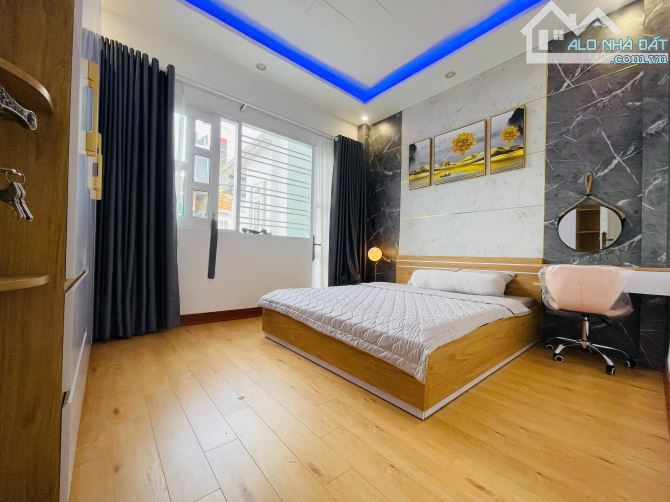 NHÀ 3 LẦU ĐƯỜNG LÝ THƯỜNG KIỆT TRUNG TÂM PHỐ CŨ BMT 5 TỶ