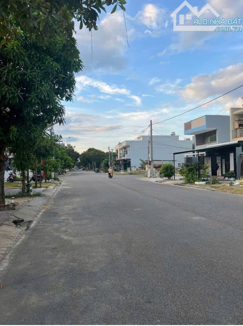 ❌Bán đất TRỤC CHÍNH 10m5_SÁT KĐT FPT_100m2_5 tỷ 5
