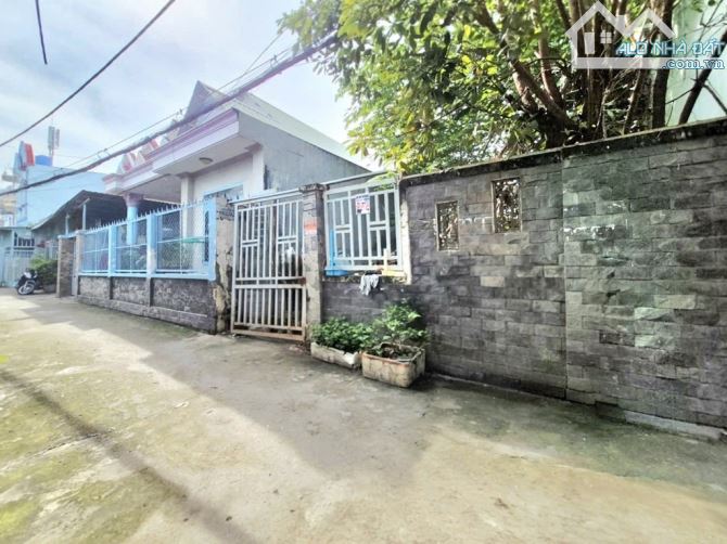 Bán đất Cạnh khu dân cư DT : 70m2 giá chỉ nhỉnh 2 toi