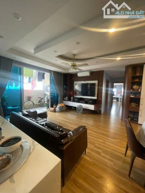 CHUNG CƯ INTRACOM TRUNG VĂN_LÔ GÓC-NHÀ MỚI-FULL ĐỒ NỘI THẤT-TẦNG ĐẸP_118M2_3 NGỦ-2WC-8TỶ
