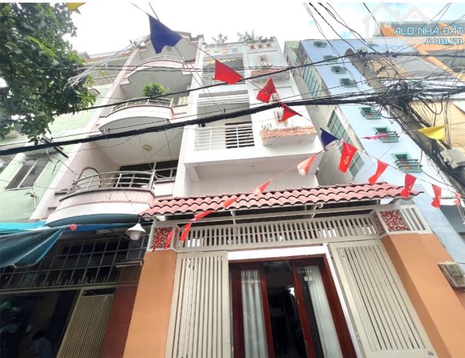 Hẻm xe tải thông gần MT Phan Đình Phùng giáp Q1, 4 tầng, 6PN,66m2, 12.3 tỷ