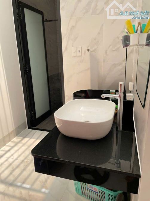 Bán nhà mới sân vườn hẻm oto Hương Lộ Ngọc Hiệp 208m2 ngang 8.2m giá 5.2 tỷ - 10