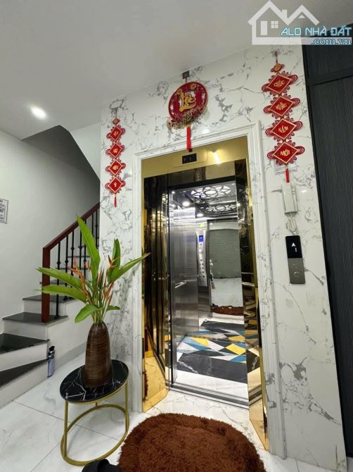 7 tầng thang máy full nội thất, ngõ thông 20m ra Phố Tứ Liên, Apartment, 52m2. Giá 17.2 tỷ - 11