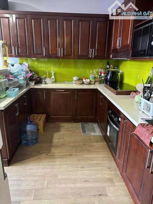 6 tầng thang máy mới oto vào nhà ngõ thông Tứ Liên, 43m2, Apartment+ CTY. Giá 15.2 tỷ - 11