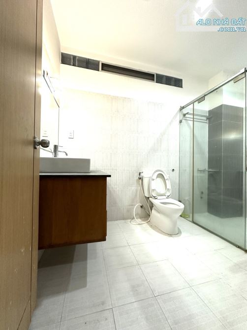 Lê Văn Thịnh thủ đức 180/165m2 6 tầng giá chỉ nhỉnh 22 tỷ - 11