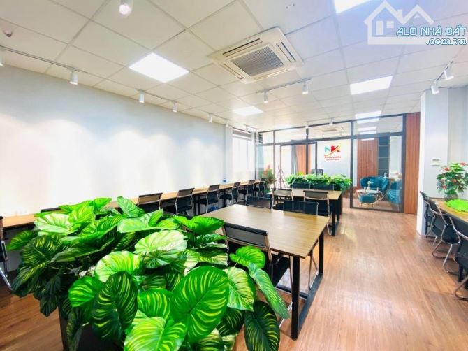 Bán tòa nhà 8 tầng mặt phố Nguyễn Hữu Thọ 84 tỷ - 1