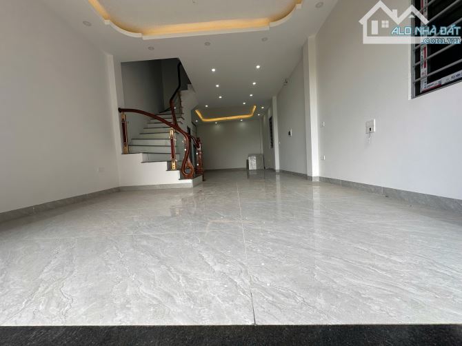 💥NHỈNH 4 TỶ NHÀ 3 TẦNG MỚI KINH KONG  - SÁT CẦU THƯỢNG CÁT - 200M RA ĐƯỜNG TỈNH LỘ 23 - 1