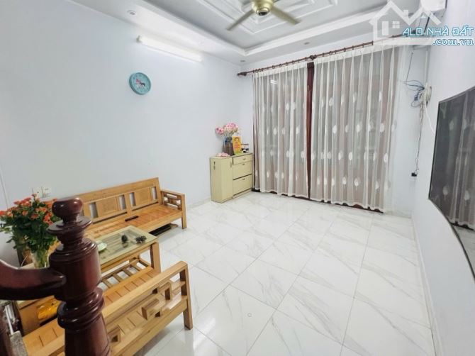💥Nhà ĐẸP Cầu Giấy, 32m2 x 6 Tầng FULL nội thất, Ngõ THÔNG, VIEW HỒ, 7.8 tỷ - 1
