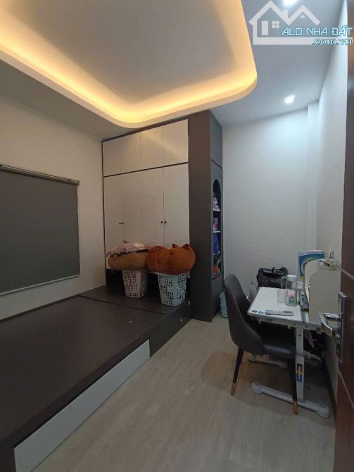 Nhà mới toanh La Tinh sát viện Nhi Hà Nội , Đại Học Phenikaa- ô tô đỗ cổng , Dt 50m, 3tầng - 1