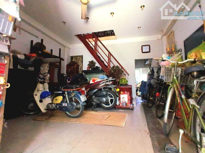 Bán Nhà Đường Cách Mạng Tháng 8 - Q.3 - 75m²(5 x 15) 2 Tầng - Hẻm 4m Thông - 19 Tỷ TL - 1