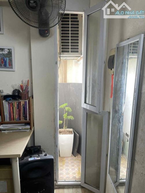 Cần bán căn hộ CCMN phố ĐẠI LINH ,TRUNG VĂN 2 ngủ giá 1,35 tỷ - 1