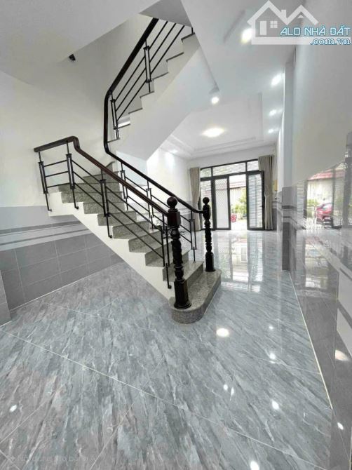 MẶT TIỀN KHU TÊN LỬA,NGAY CHỢ DA SÀ (4 x 13 x 3 TẦNG) 8.1 TỶ TL - 1