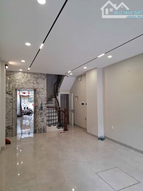 ‼️🆘‼️SIÊU PHẨM - TIME CITY -  PHÂN LÔ - DÂN XÂY - 5 TẦNG - THANG MÁY 13,5Tỷ DT 50M  👉 Nh - 1