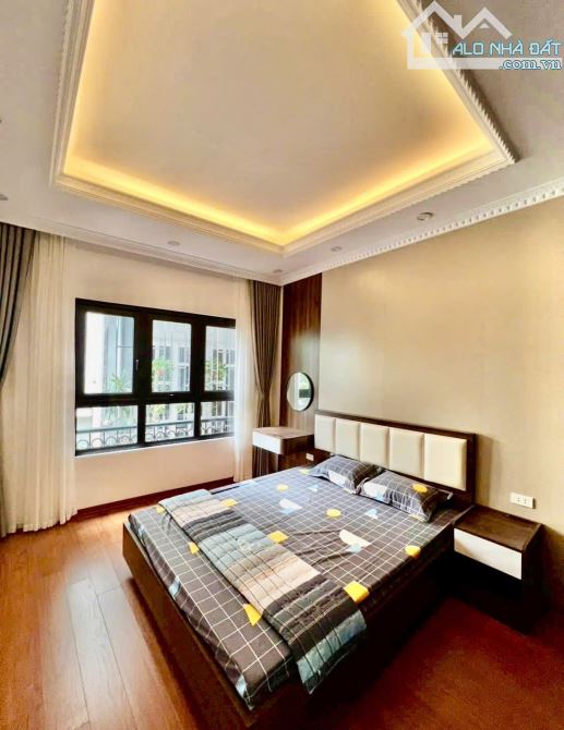 Gần ngay chung cư Nam Đô Trương Định - ô tô tránh qua cổng - xây mới 5 tầng - chỉ gần 7 tỷ - 1