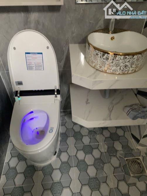 Nhà phố 70m2 có thang máy 6 tầng full nội thất hẻm xe tải đường Phan Huy Ích P12 Gò Vấp - 1