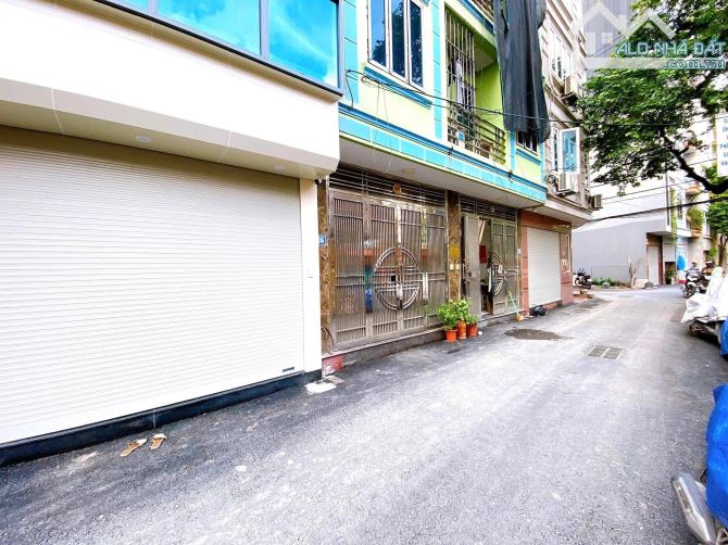 HOA HẬU KIM GIANG PHÂN LÔ Ô TÔ ĐỖ KINH DOANH TỐT, GẦN PHỐ DÂN XÂY 4T*45M2 Ở NGAY GIÁ HẠTRẺ - 1