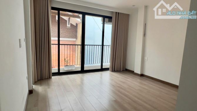 Cho thuê nhà ngõ Giang Văn Minh 60m2 x 6 tầng MT4m5 giá 35tr/tháng - 1