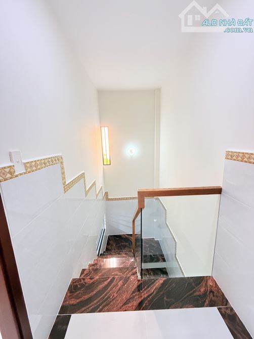 🌺SIÊU PHẨM NHÀ ĐẸP CẠNH NHÀ GA T3 - NCM, gần 40m2, ngang 4.5m, nở hậu, nhít 4 tỷ - 1