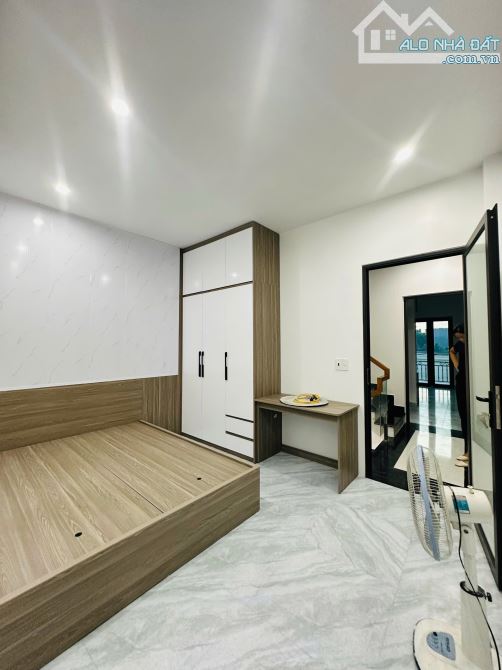 🏠 1 căn duy nhất 3 tầng dt 51m đường rộng 3,5 full nội thất 2 tầng Tại Kiều Trung - 1