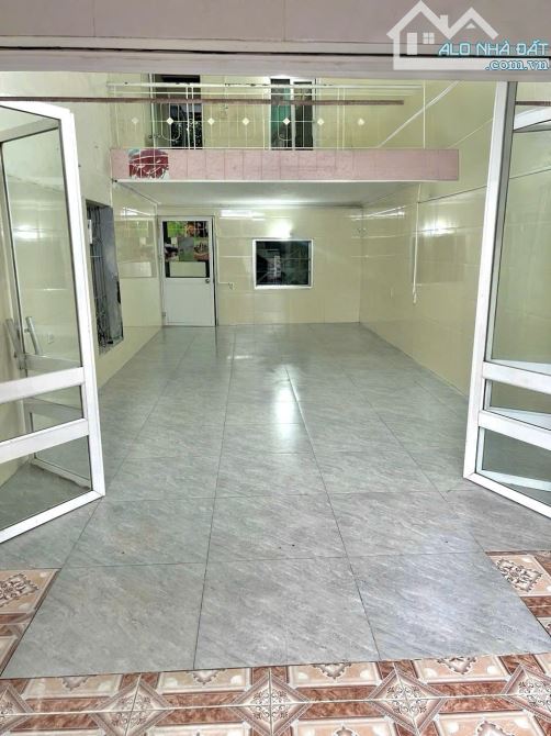 M657: Cho thuê nhà mặt đường Hào Khê - 1