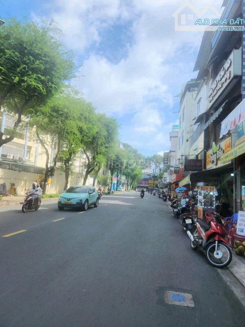 BÁN NHÀ HẺM YÊN TĨNH – SƯ VẠN HẠNH, Q.10 DT: 4,5x17 KC: 3 tầng Giá Bán Chỉ: 12 Tỷ TL - 1