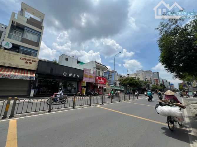 CHo thuê nhà mặt tiền đường Hoà bình 8,2x20m trống suốt vị trí kd đông - 1