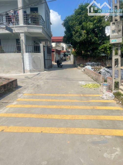 Phù xá Đoài -Phú Minh-Sóc Sơn. 61m chỉ hơn 2 tỉ Đường trước đất 5m.Gần sân bay - 1